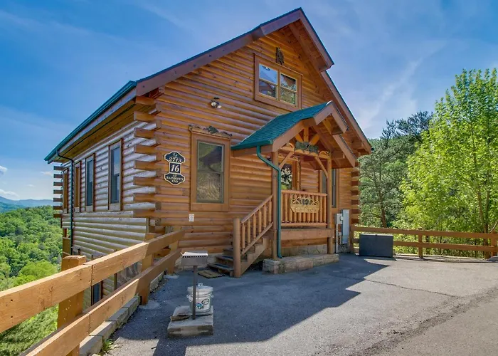 Villa Cub Castle Pigeon Forge