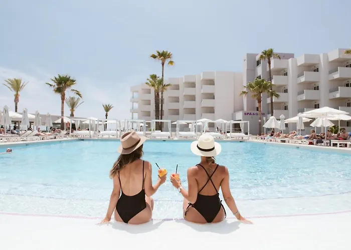 Hotel Garbi Ibiza & Spa Platja d'en Bossa