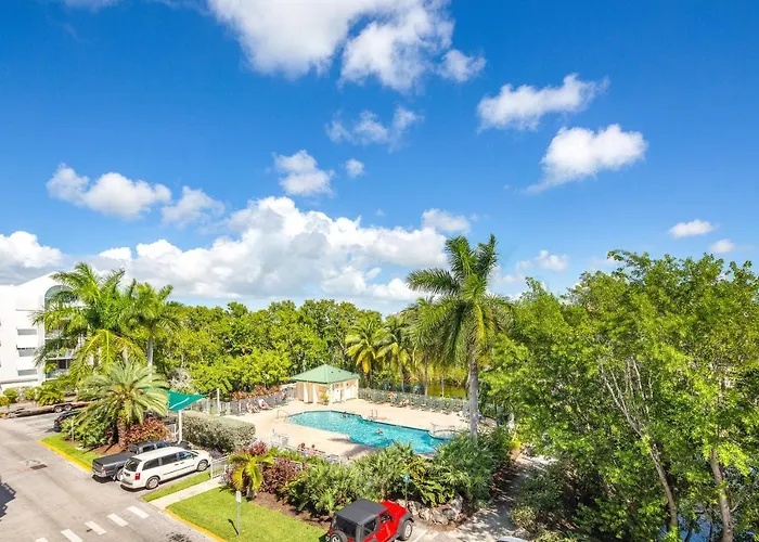 Sunrise Suites Saint Barts Suite #303 Key West