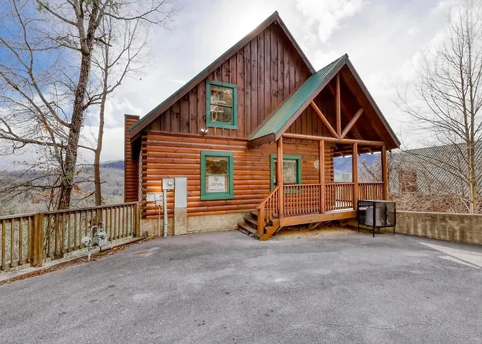 Villa Lances Loft Pigeon Forge